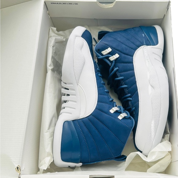 Jordan 12 Retro White Shoe Box main image 7